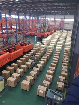 信然螺桿空壓機(jī)出口國外整裝待發(fā)